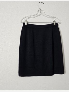 Classic Black Women's Straight Skirt Sz 6